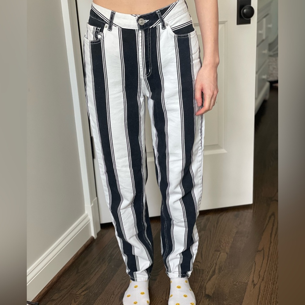 Striped urban mom jeans, high waisted